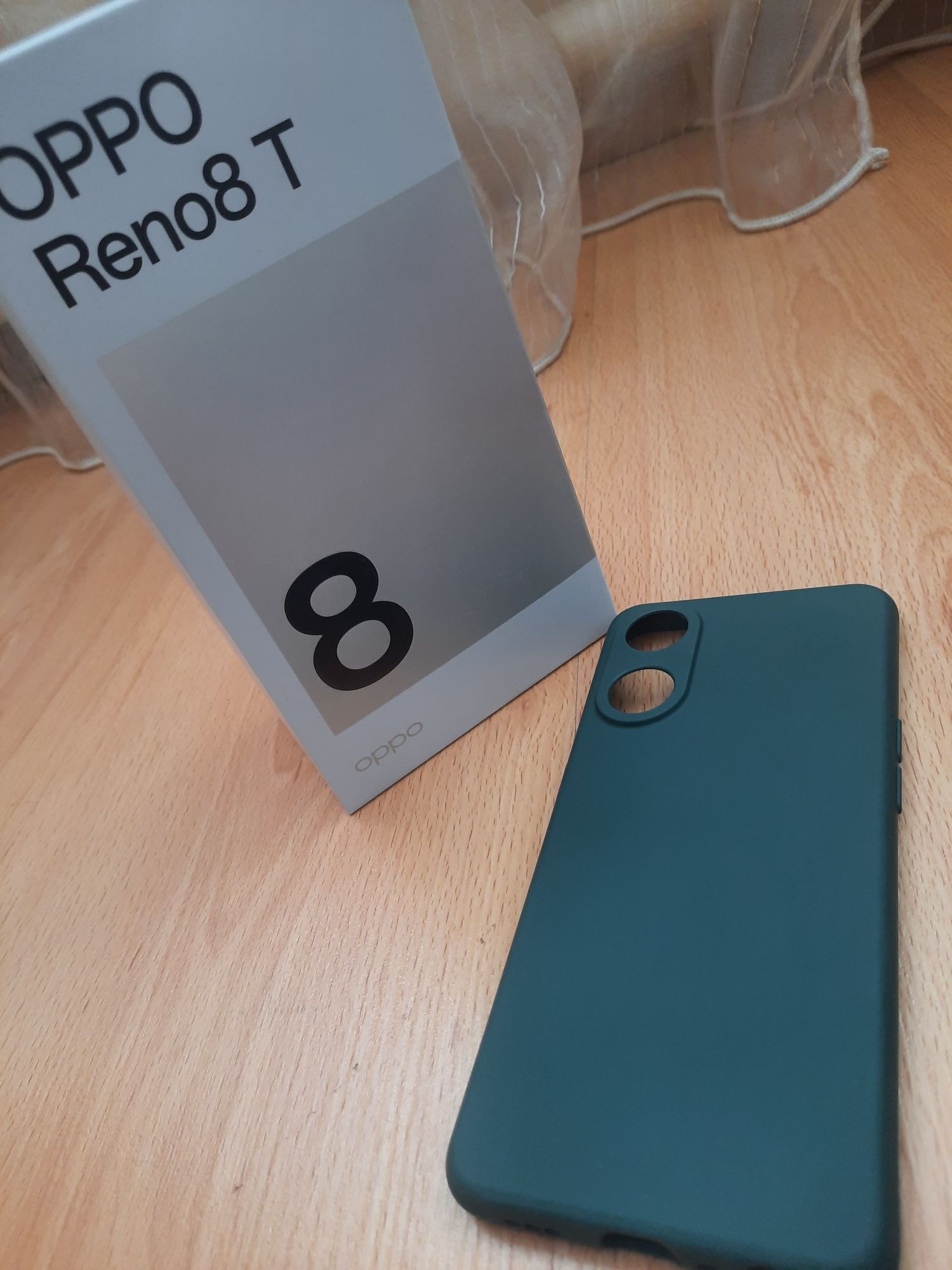 Продам смартфон OPPO RENO 8T