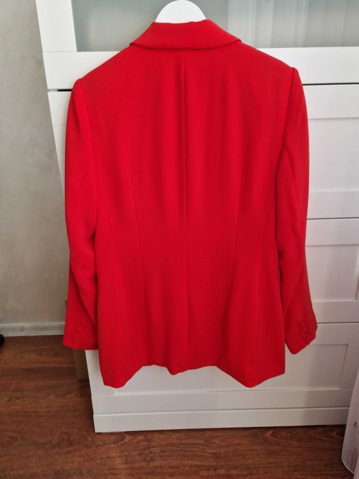 Червен Блейзер H&M