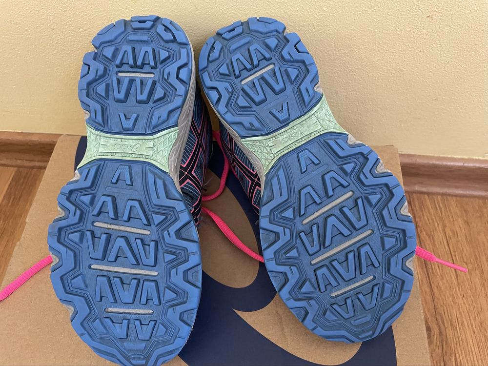 Детски маратонки ASICS GEL / Venture 7