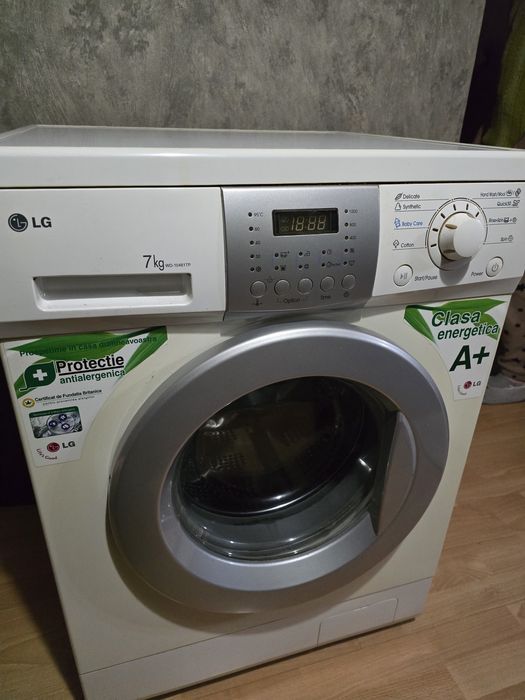 Masina de spalat rufe LG