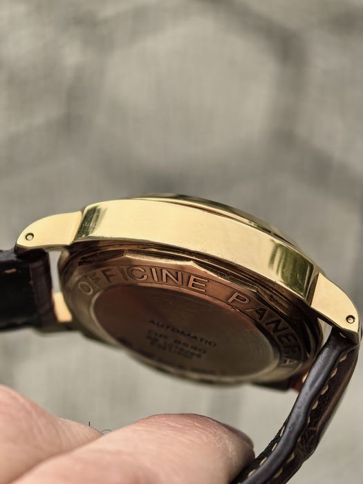 Златен Panerai Luminor Marina 18K Yellow Gold Limited Edition