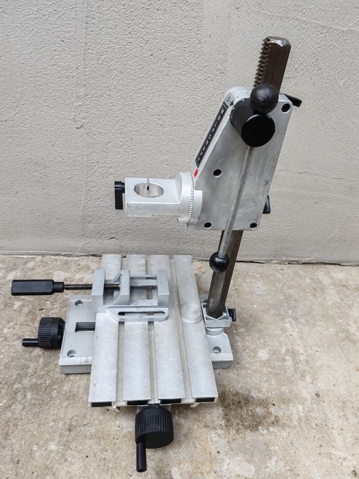 Suport bormașină cu masă reglabilă, Germania