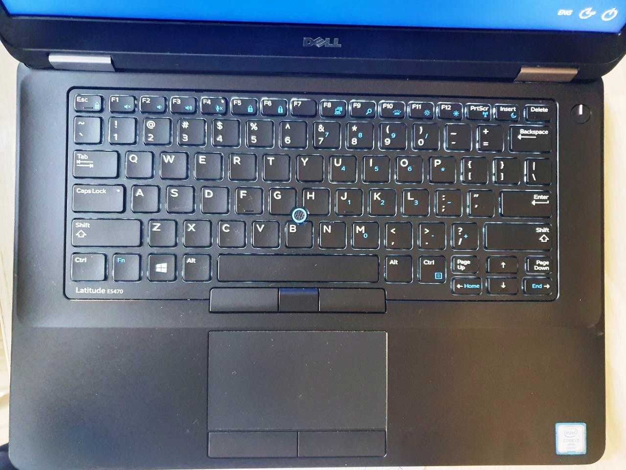 DELL/ i7-6820HQ 2.70GHz/ ssd 500gb/ 12 gb ddr4