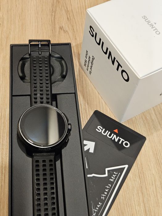 Suunto Race All Black