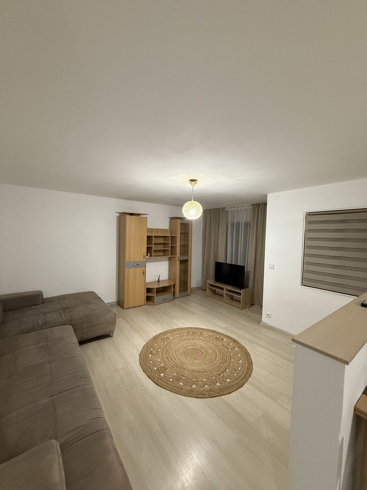 Aparatament cu 4 camere, zona Sucpi