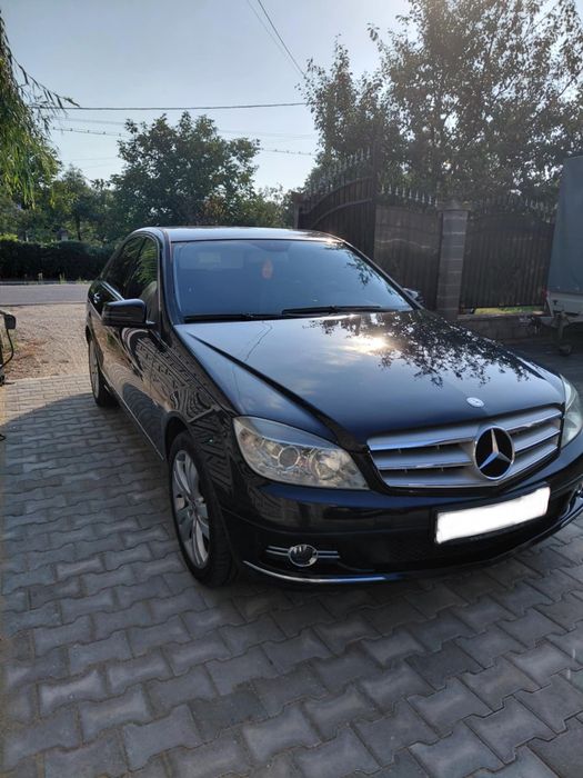 De vanzare Mercedes Benz C200