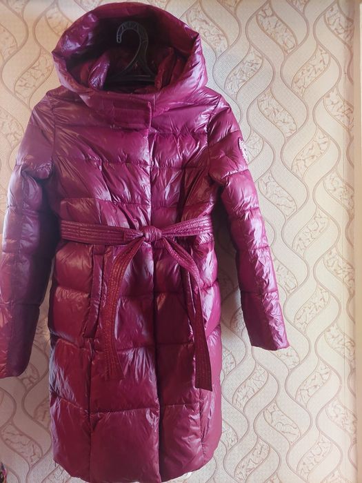 Продам зимний пуховик