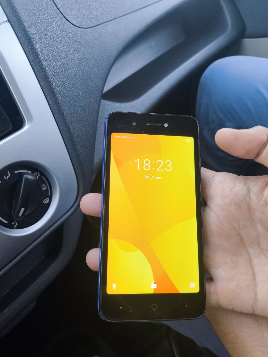 ITEL - сенсорный буджетный телефон 16 Gig