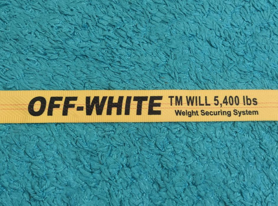 Curea Off White - Yellow Edition
