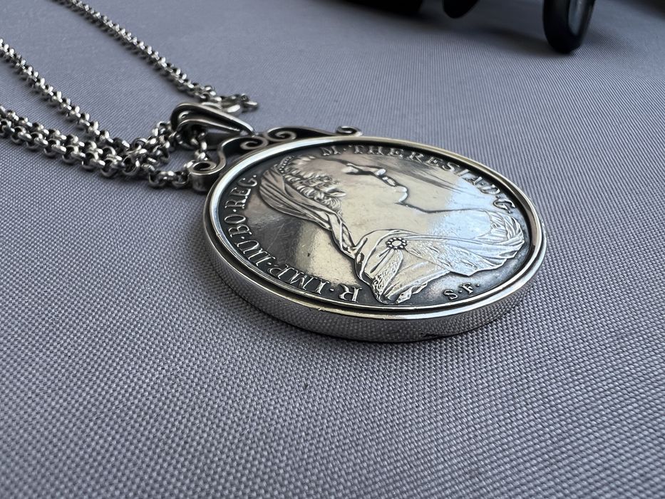 Pandantiv si lant din argint