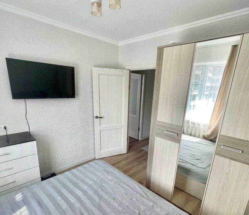 Продам улучшенную 3х комнатную квартиру на Юго-Востоке, пр. Шахтеров.