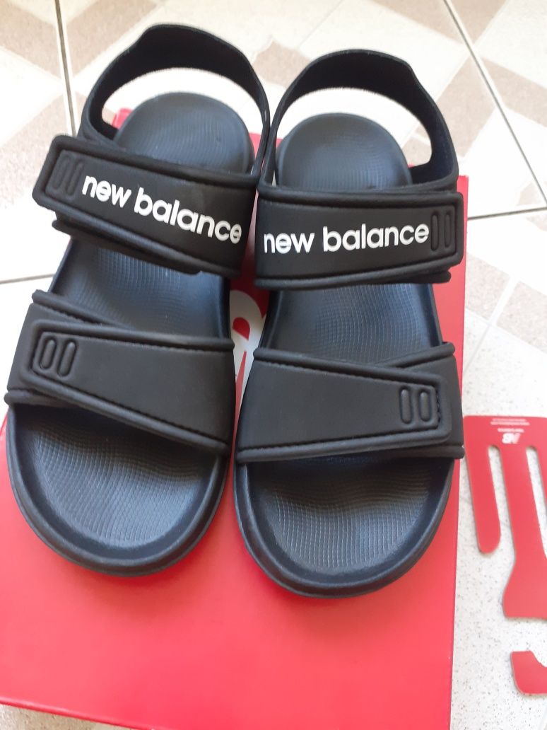 Sandale de copii New Balance nr.32 1/2