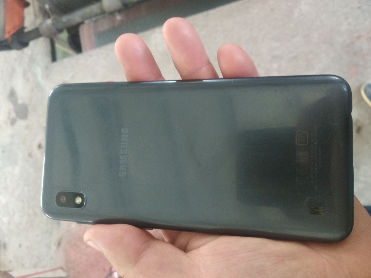 Samsung a10 sotiladi radnoy telefon