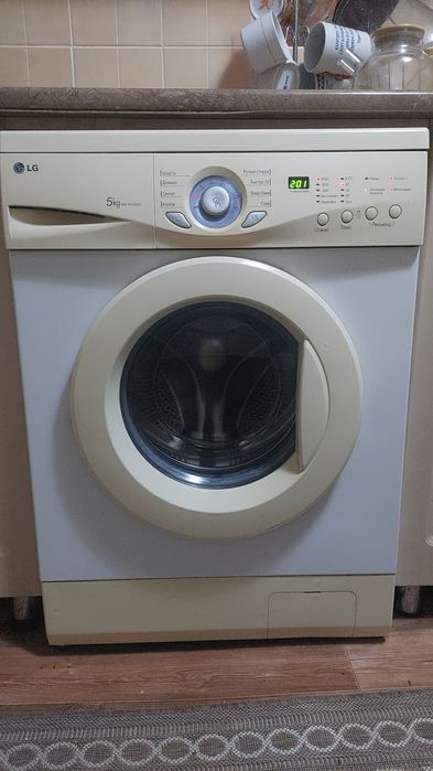 Продаётся стиральная машина б/у