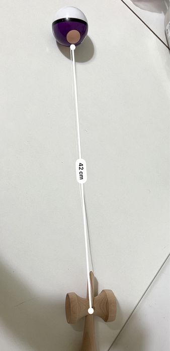 Kendama USA x Pokemon - Bilă Pokeball Lucioasă