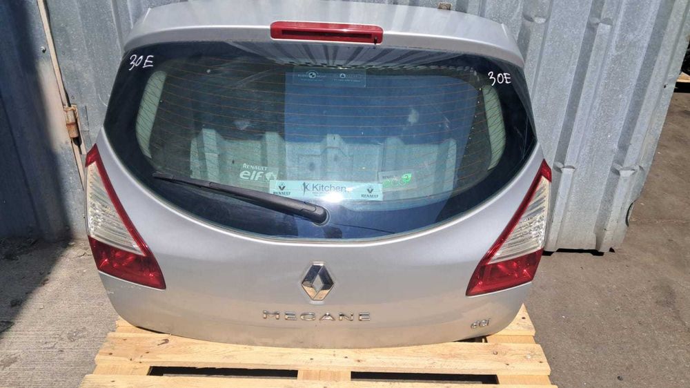 haion Renault Megane 3 hatchback an 2009