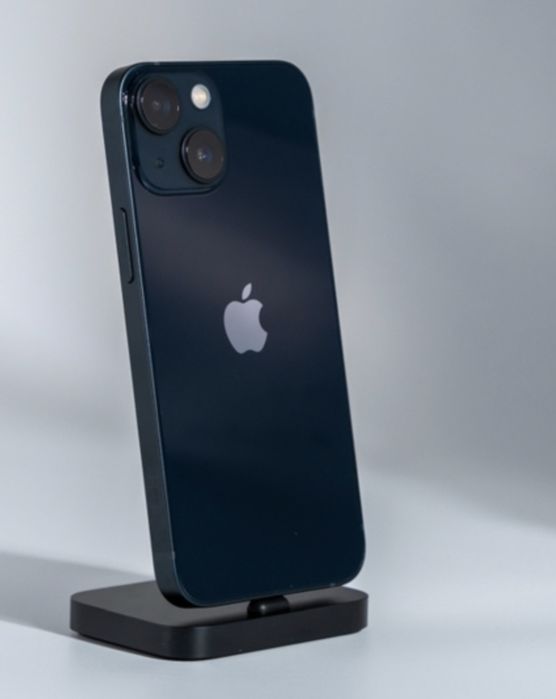 Apple iPhone  13  на 256 в идеальном состоянии