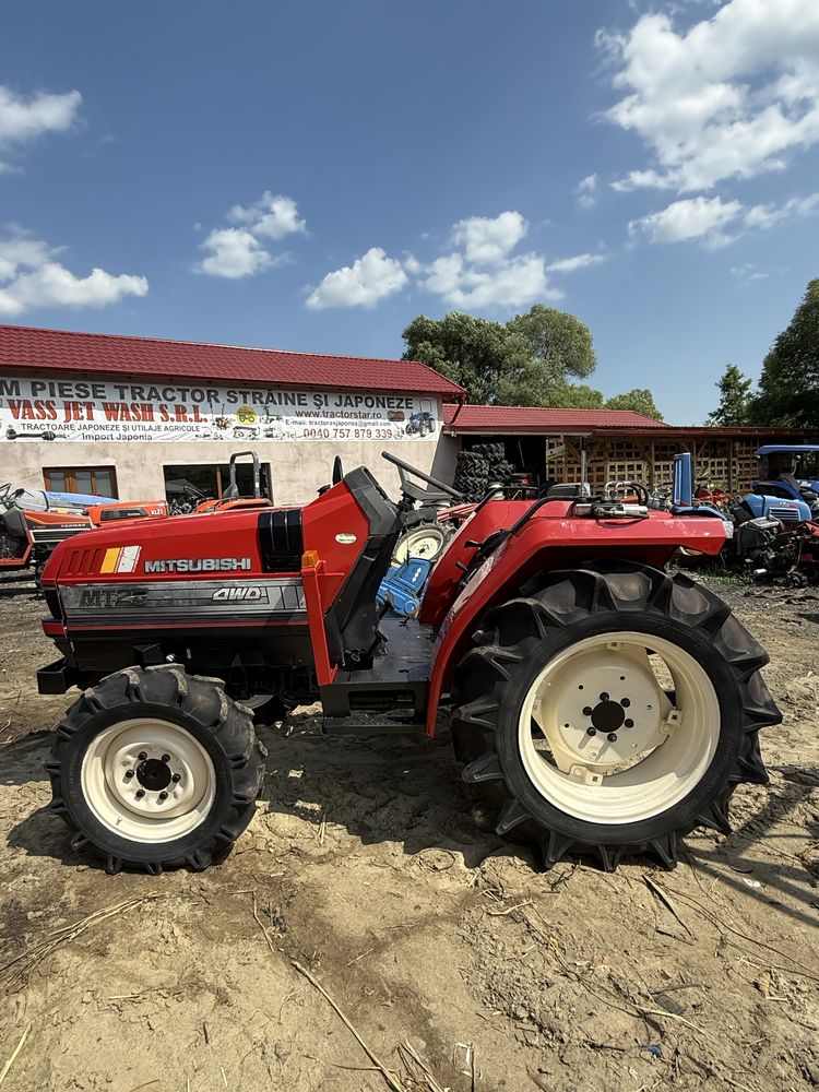 Tractor Japonez Mitsubishi MT 25 4x4