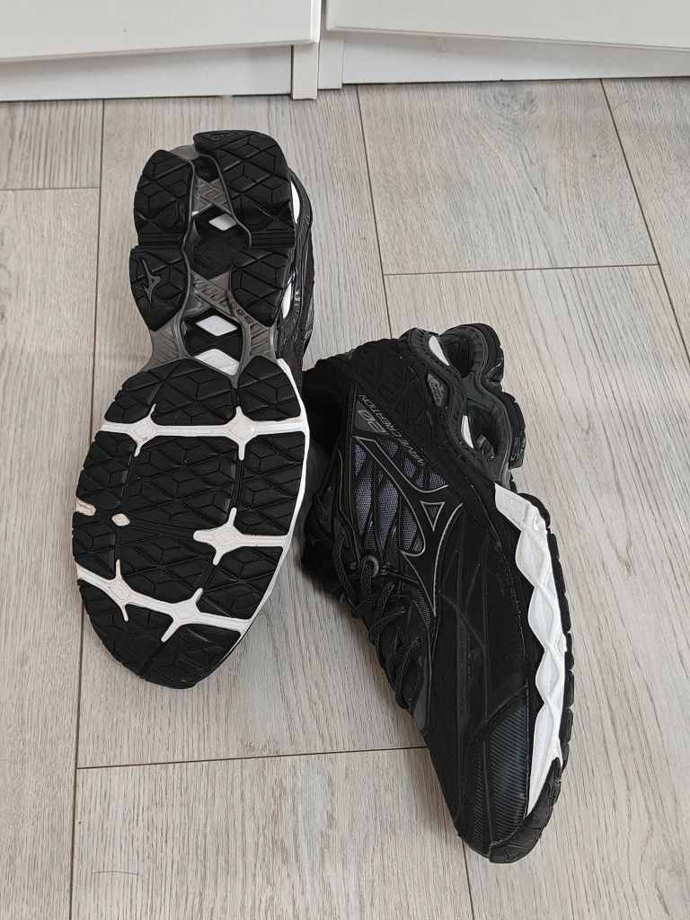 Mizuno wave Nr 45