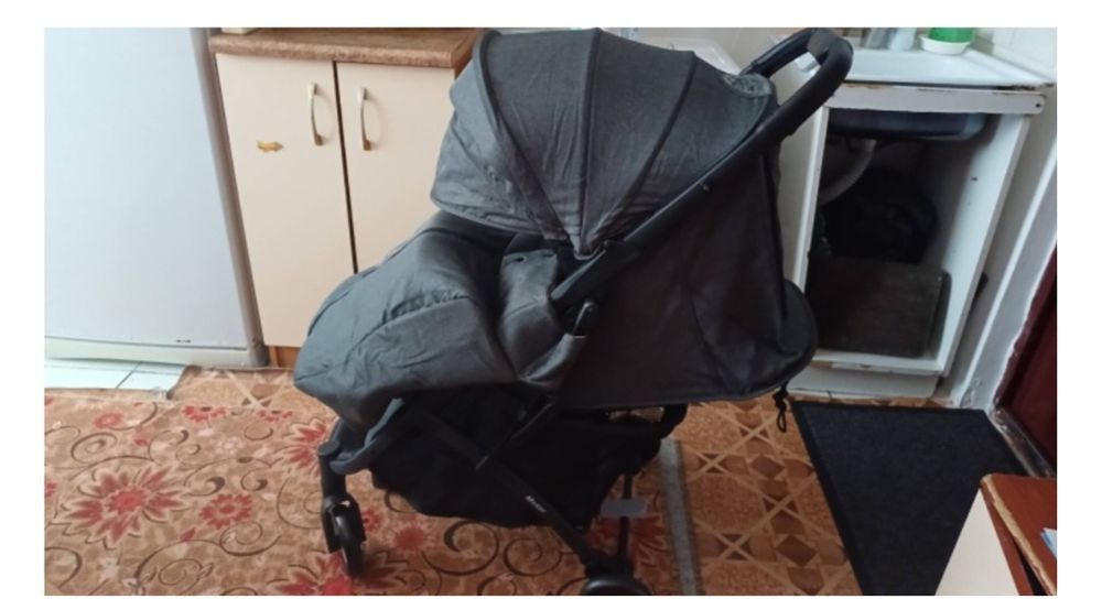 Детская коляска в отличном состоянии