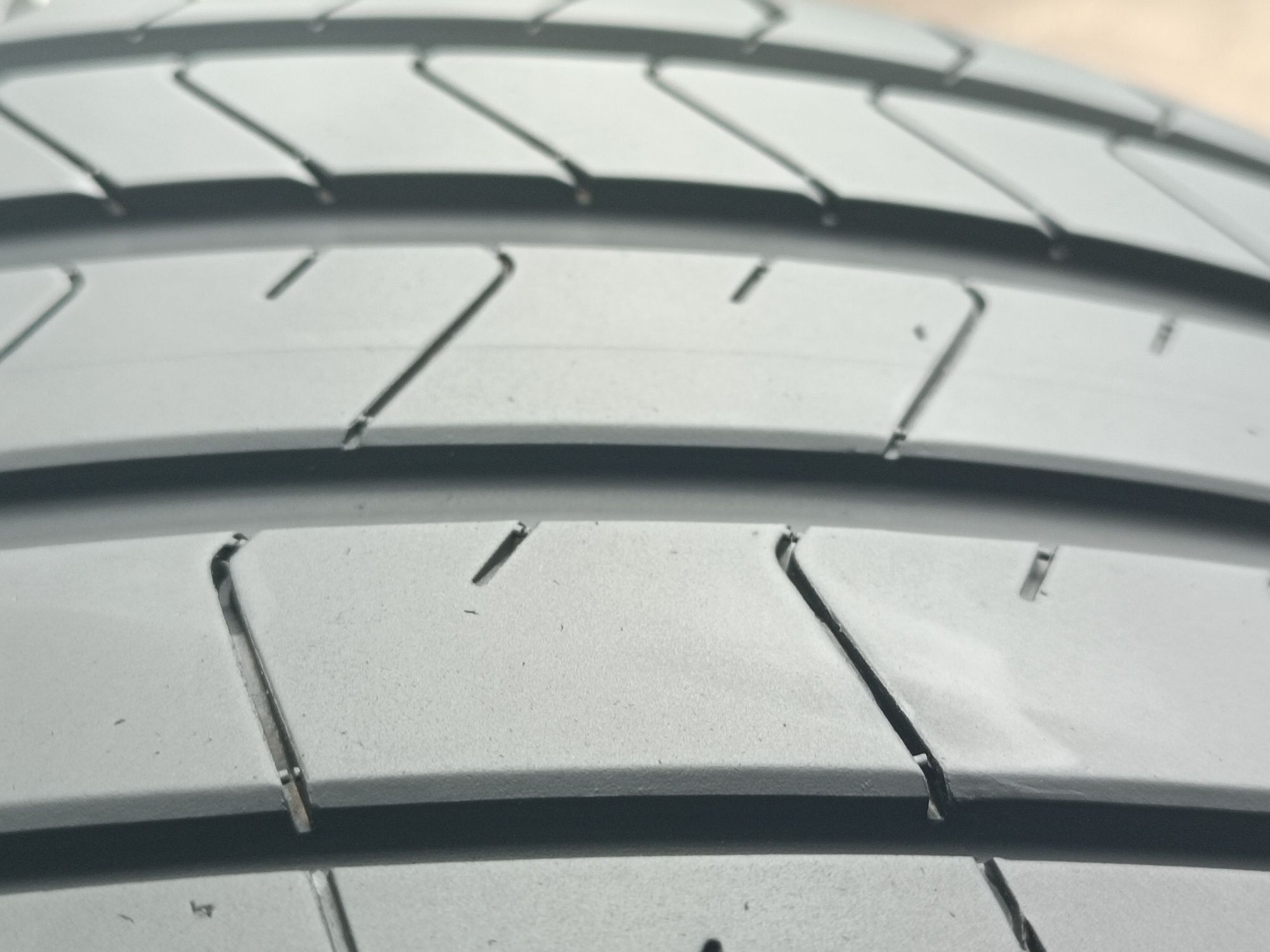 285/35/21 Pirelli Дот 0622