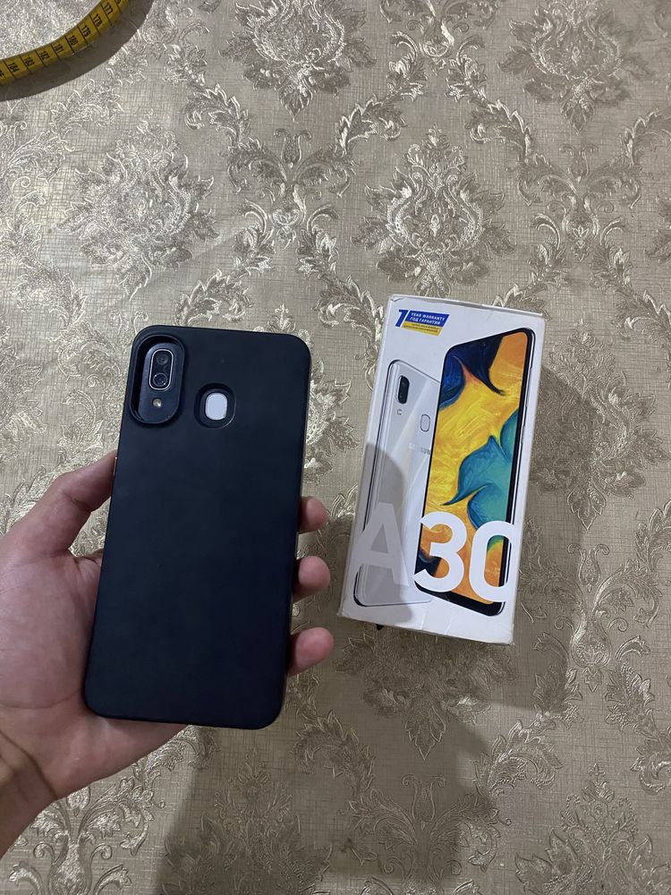 SAMSUNG A30 32gb