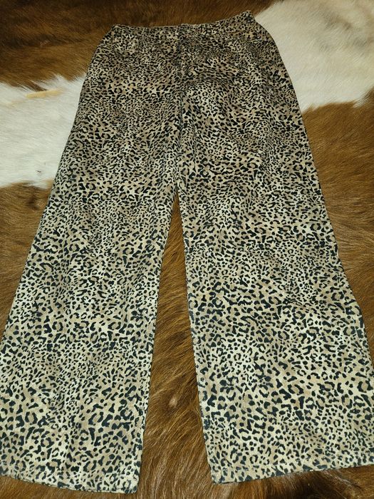 Vand blugi largi animal print