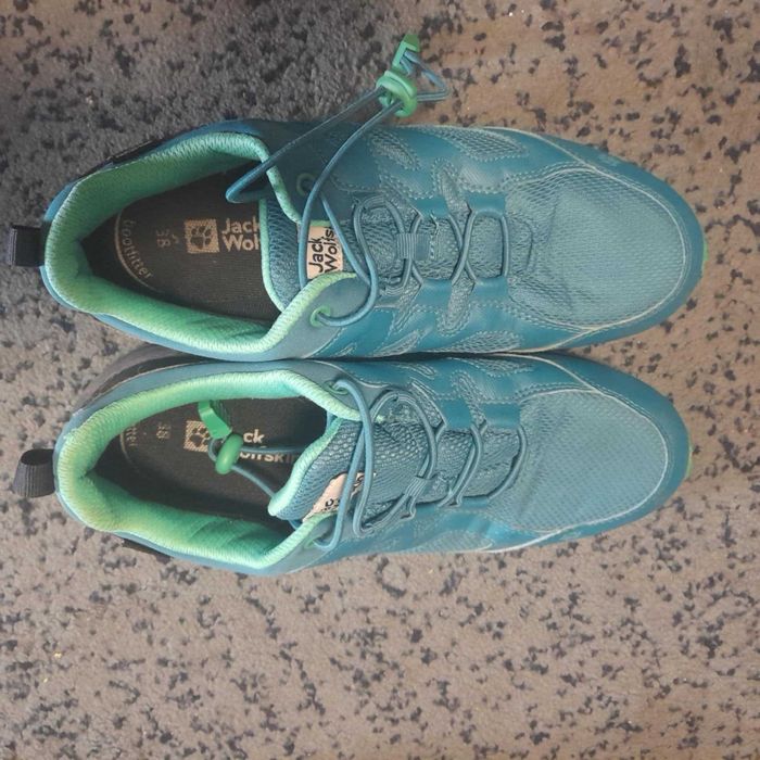 Изгодно дамски маратонки Jack Wolfskin 38-ми номер