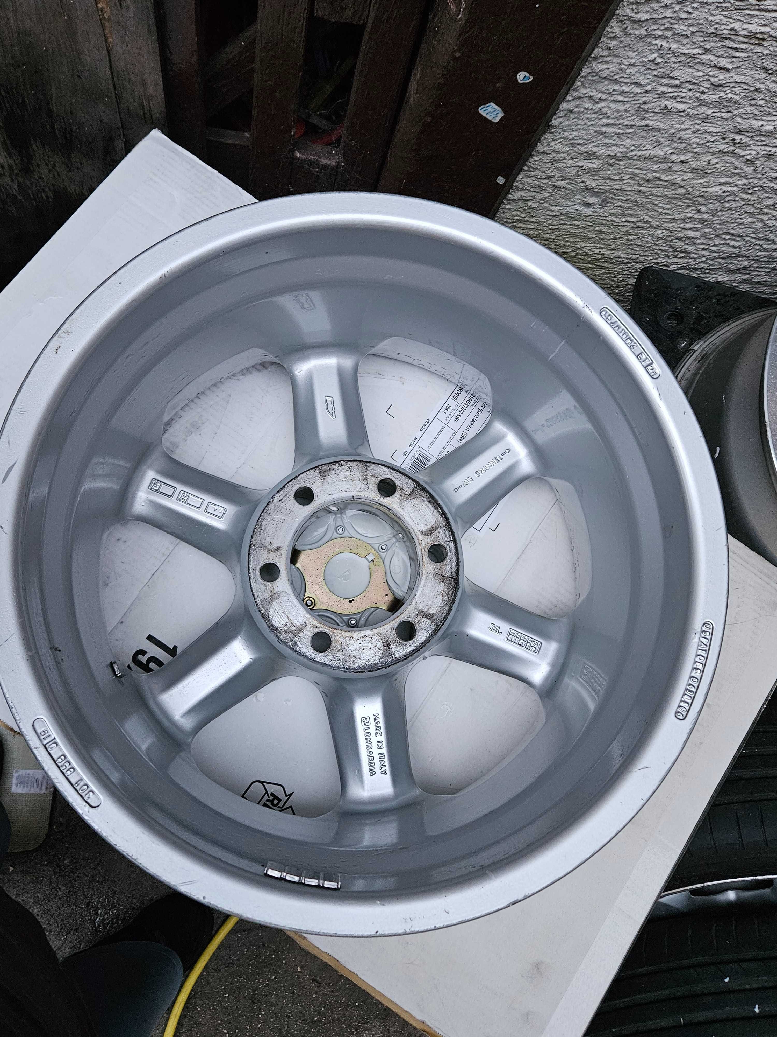 Лети джанти 18" 6х139,7