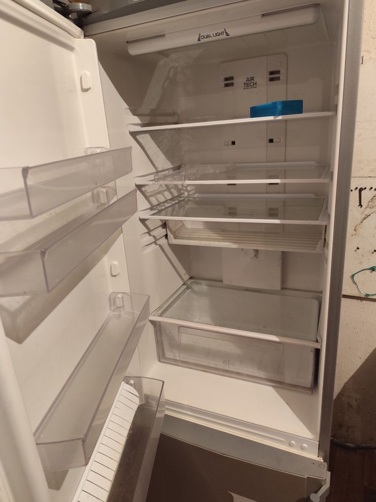 Холодильник продам