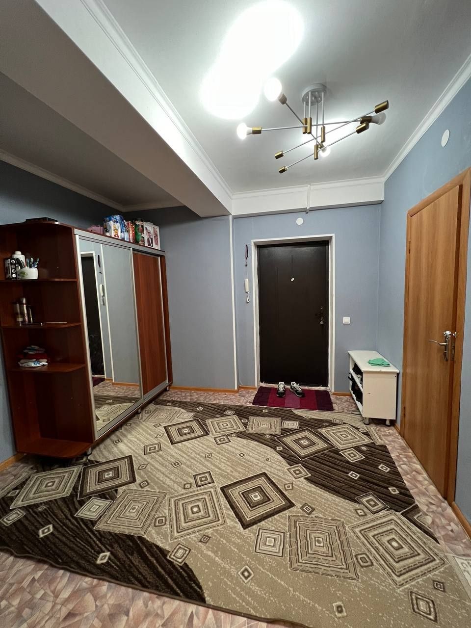 В Новостройки пр Сатпаева 143/2 продаётся 2х комнатная квартира на 4