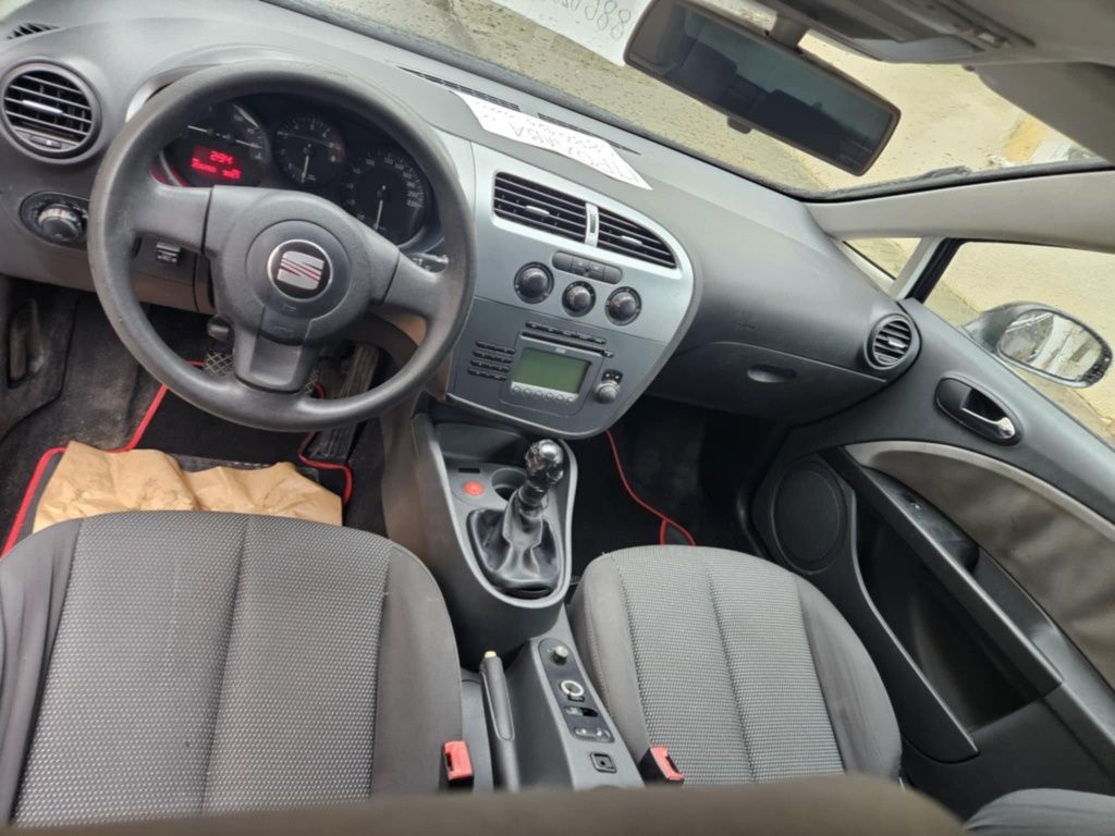 Продавам автомобил Seat Leon 2008 / Сеат Леон 2008