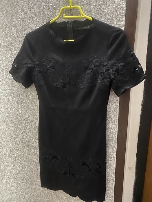 Платье zara маленькое черное платье