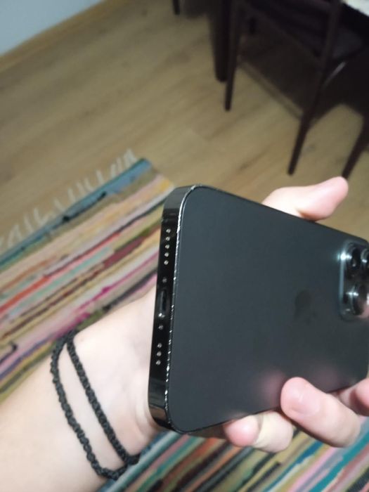 Iphone 13 pro luat de nou din magazin