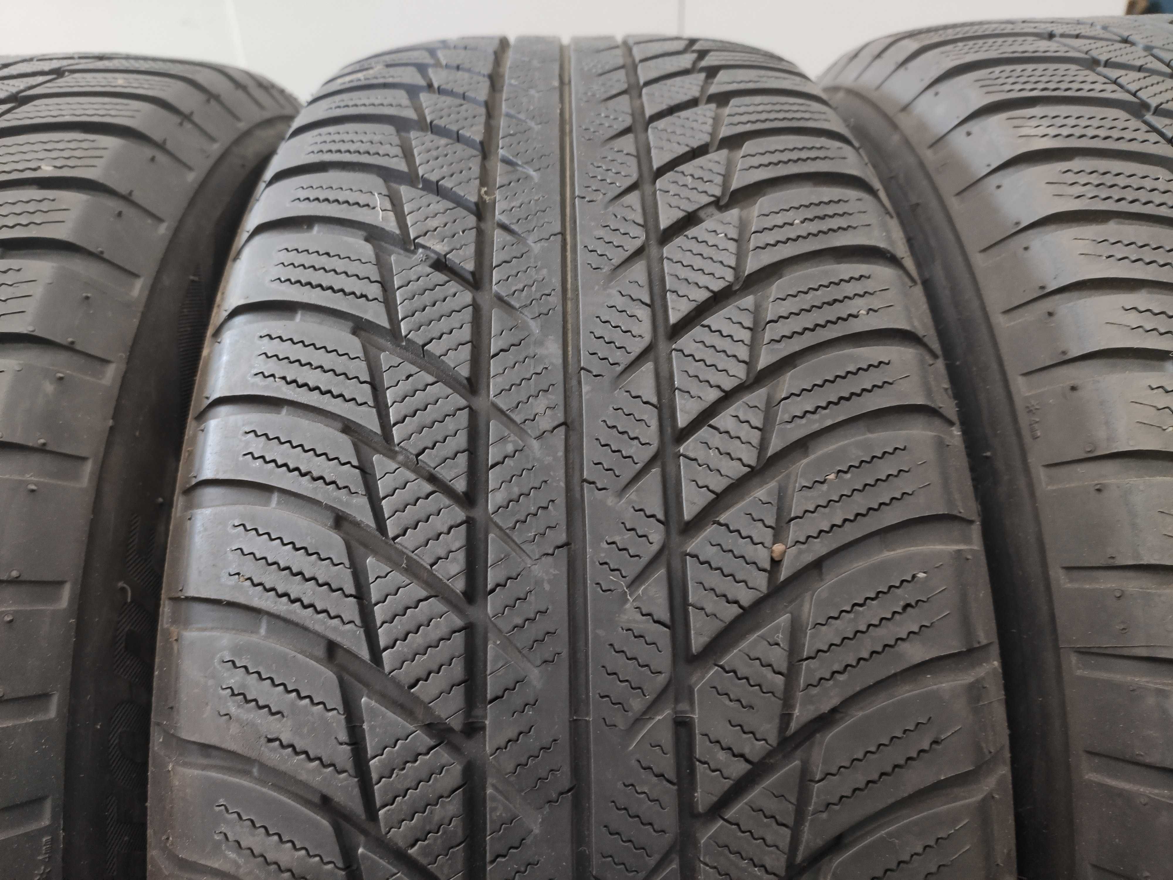 4бр Зимни Гуми 225 55 17 - Bridgestone Runflat