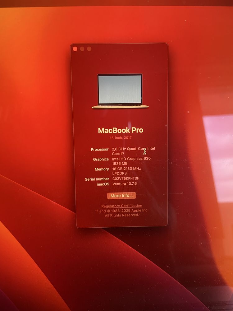 Macbook pro 15 inch 256GB