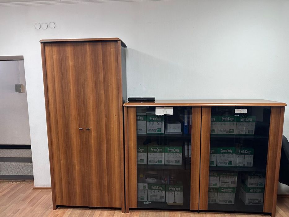 Продаем офисную мебель. Качество отличное .