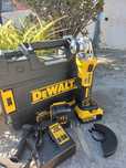 Чисто нов Акумулаторен Ъглошлайф Dewalt