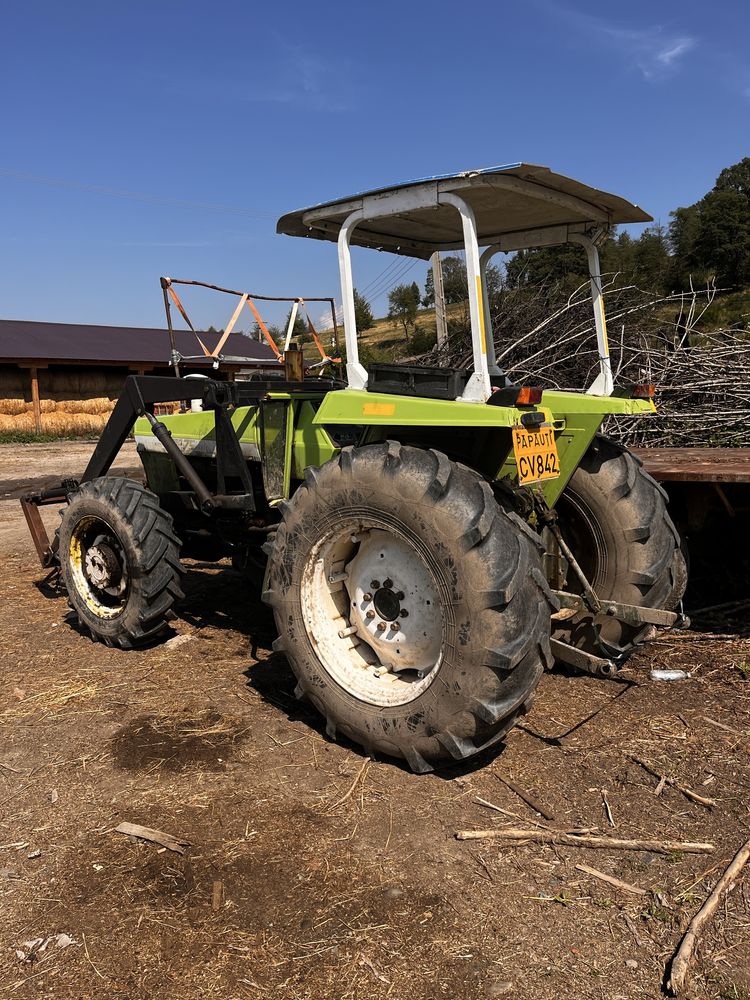 Vând tractor fiat 4x4 .