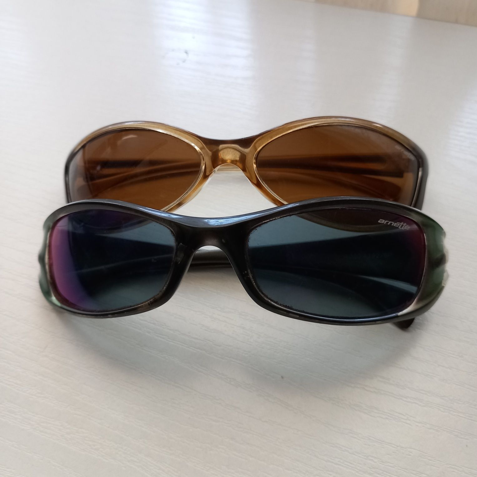 Слънчеви очила Arnette