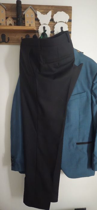 Costum eveniment si pantofi