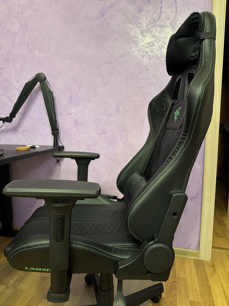 Геймърски стол Razer Legend Type Z Edition