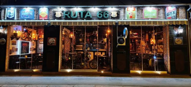 De vanzare pub tematic Ruta66