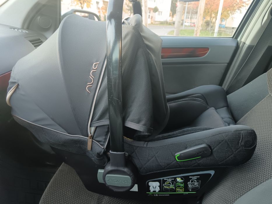 Vând 2 scoici pt gemeni și un pătuț pt gemeni