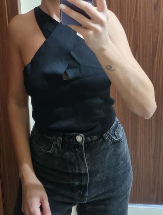Топове Zara, stradivarius