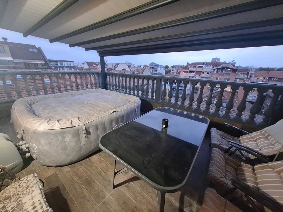 Многостаен апартамент с четири спални