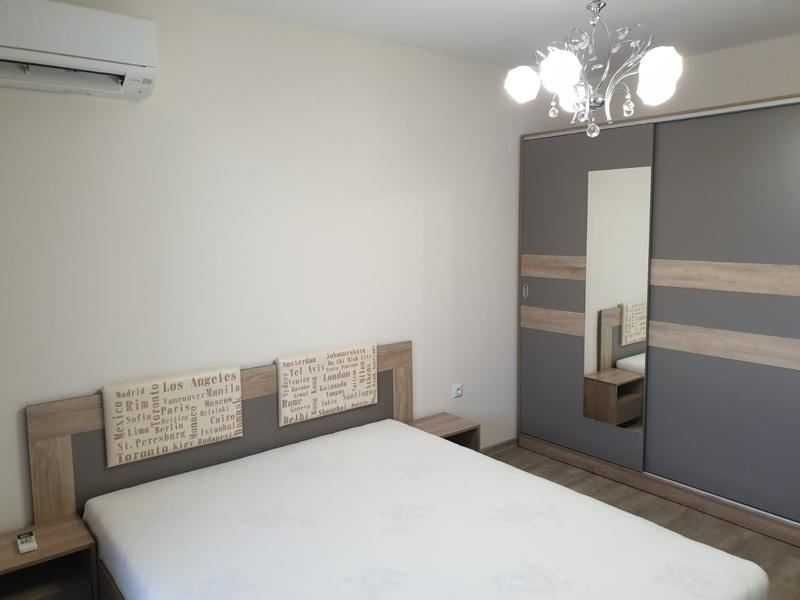 Дава се под наем Двустаен апартамент в Пловдив, Христо Смирненски - 75 кв.м за 382.5 € - Снимка #3