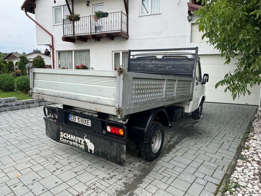 Auto Basculabil usor avariat