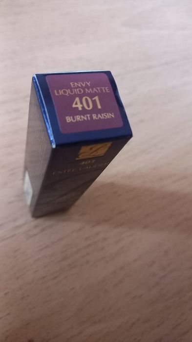 Течно матиращо червило Estee Lauder