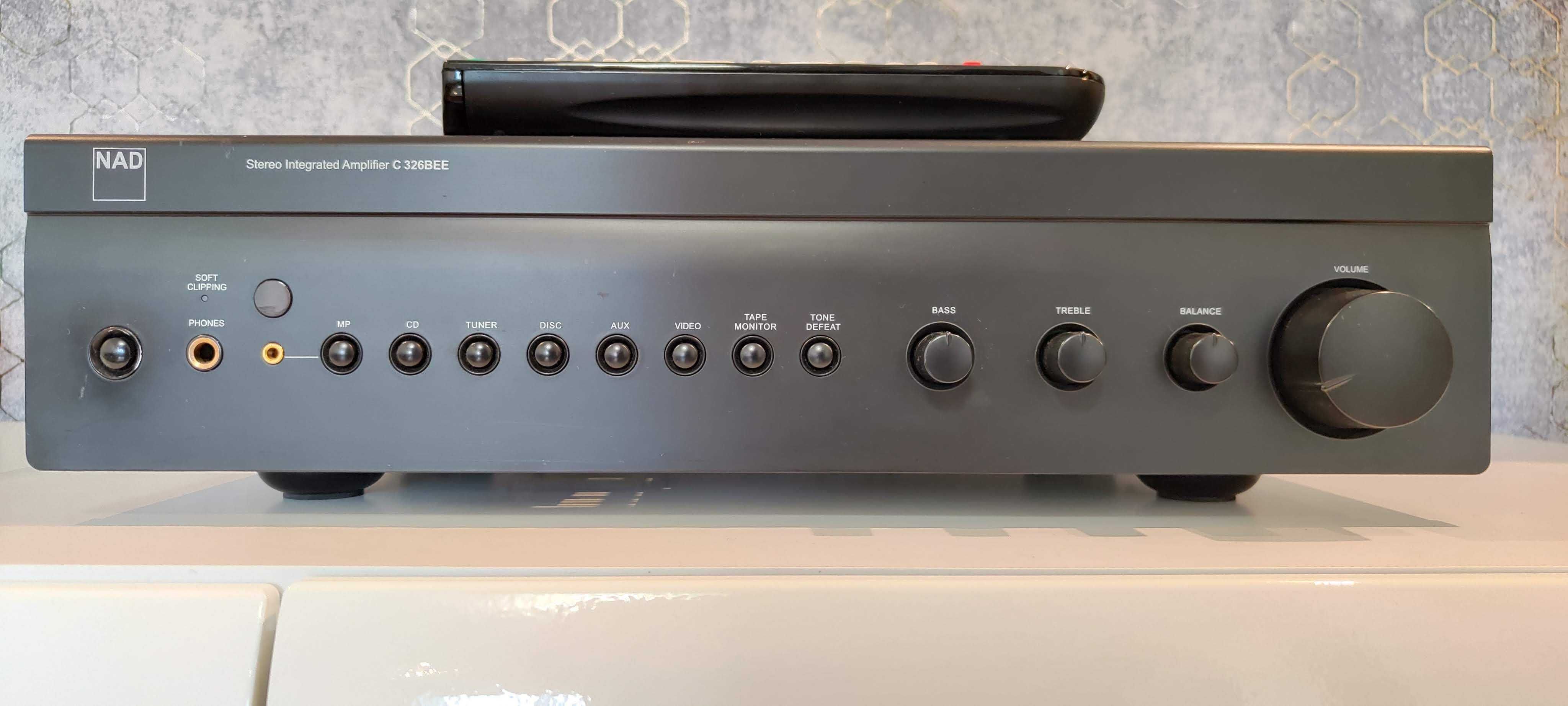 Усилвател - NAD C326BEE